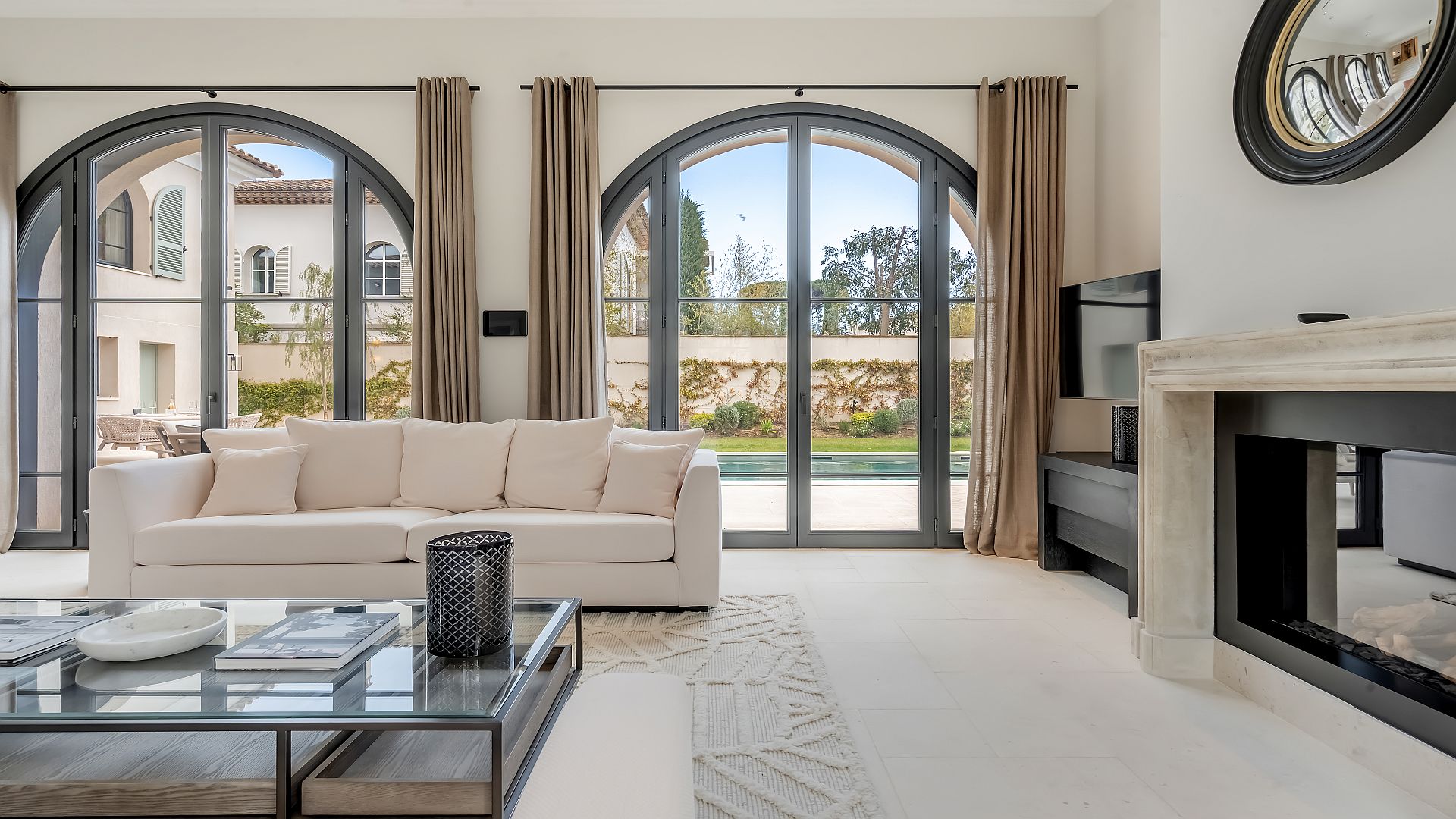 Villa des Lices, Centrum