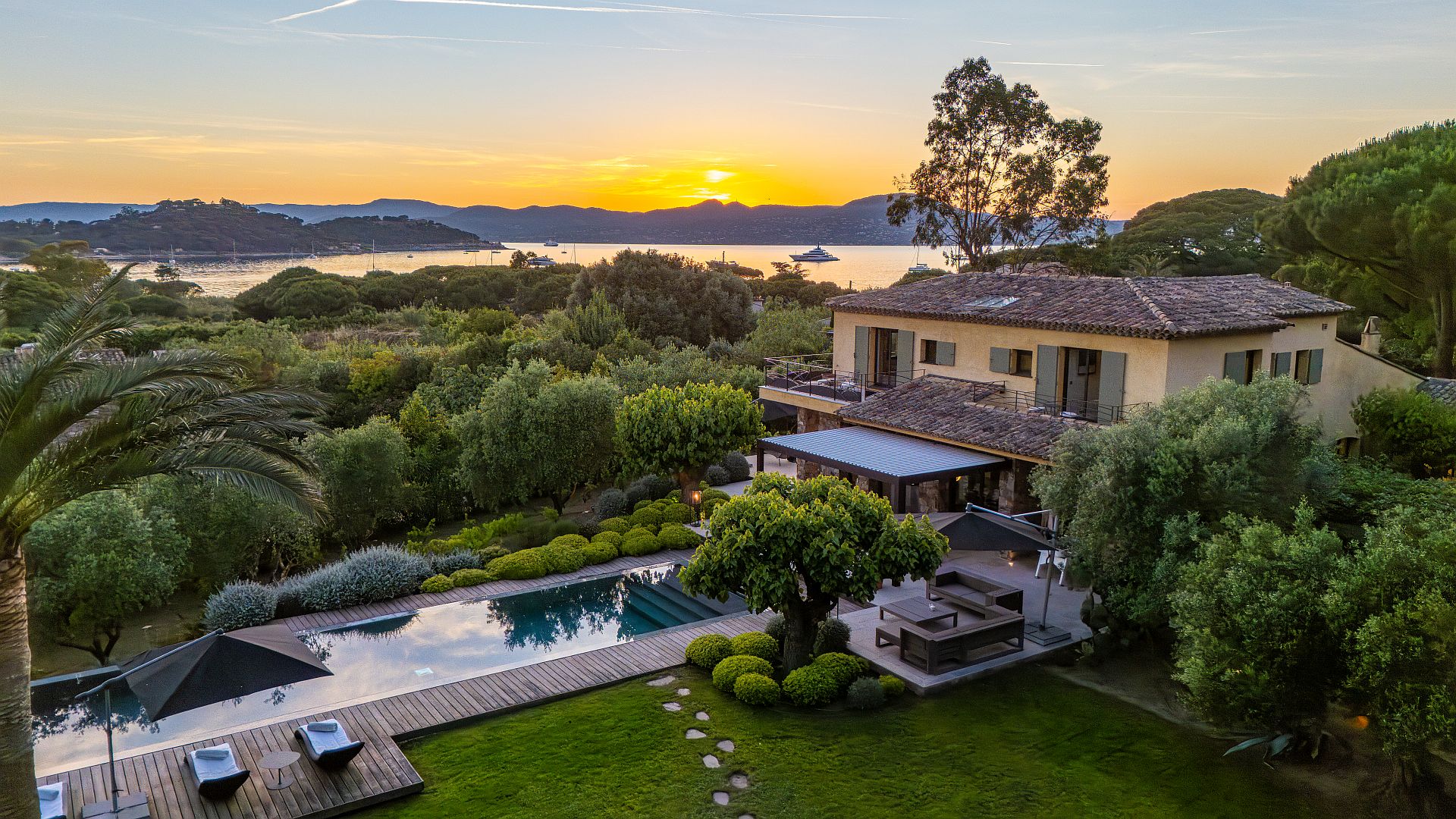 Villa Mariella, Les Parcs de Saint Tropez