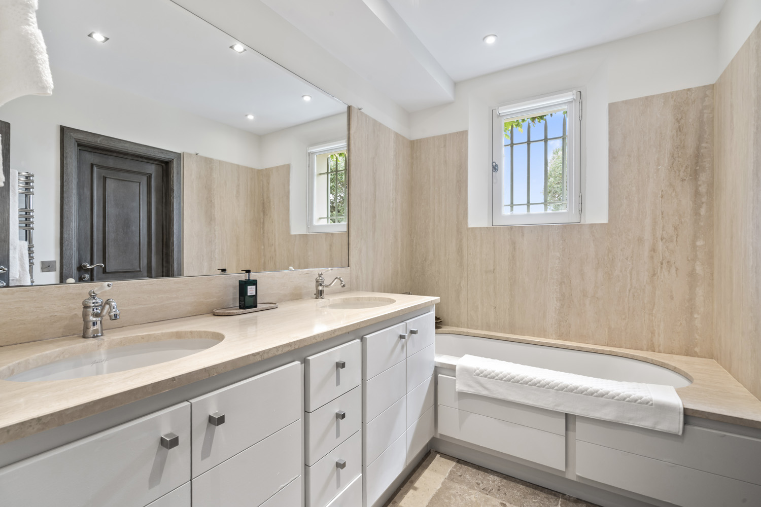 Protected: Villa La Belle, Pampelonne